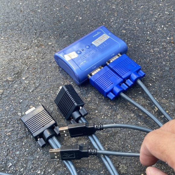 TRENDnet 2-Port USB KVM Switch Kit with Audio, (2) USB KVM Cables, (2) USB - Picture 6 of 15